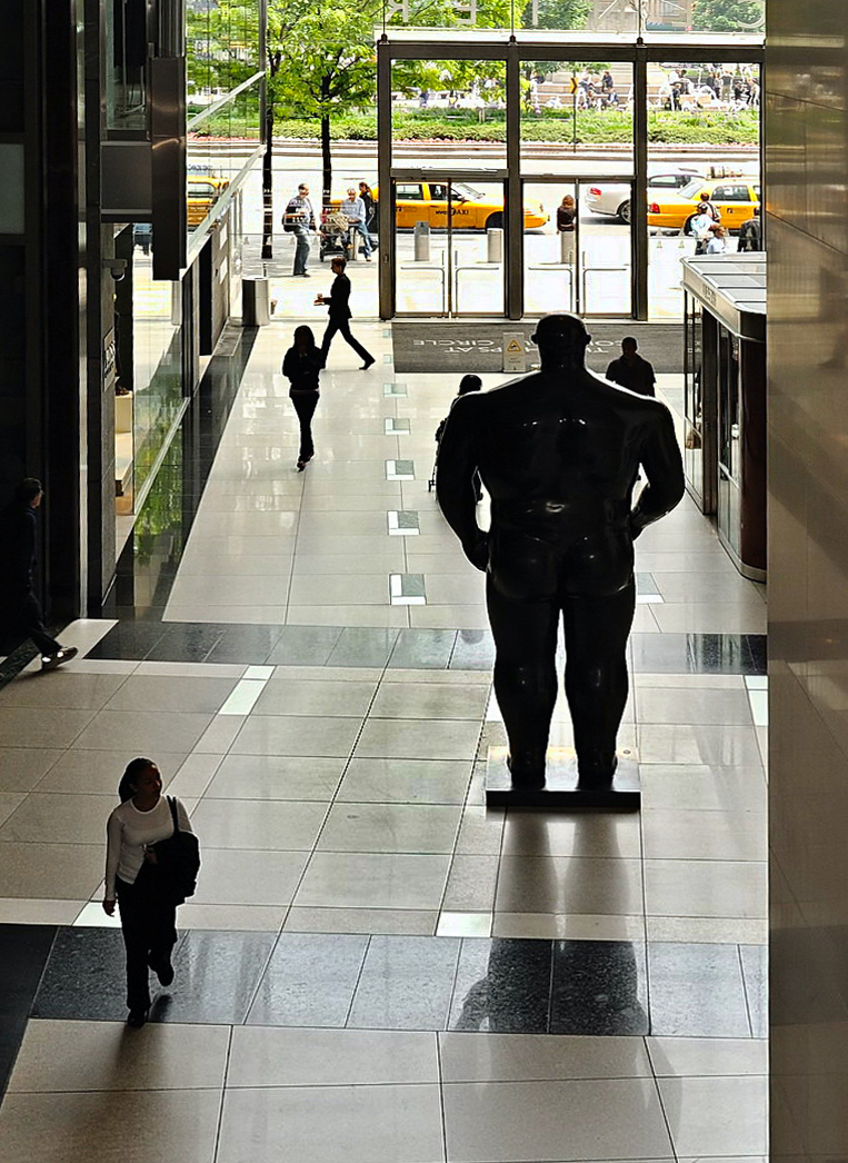 Botero im Time Warner Bldg. 