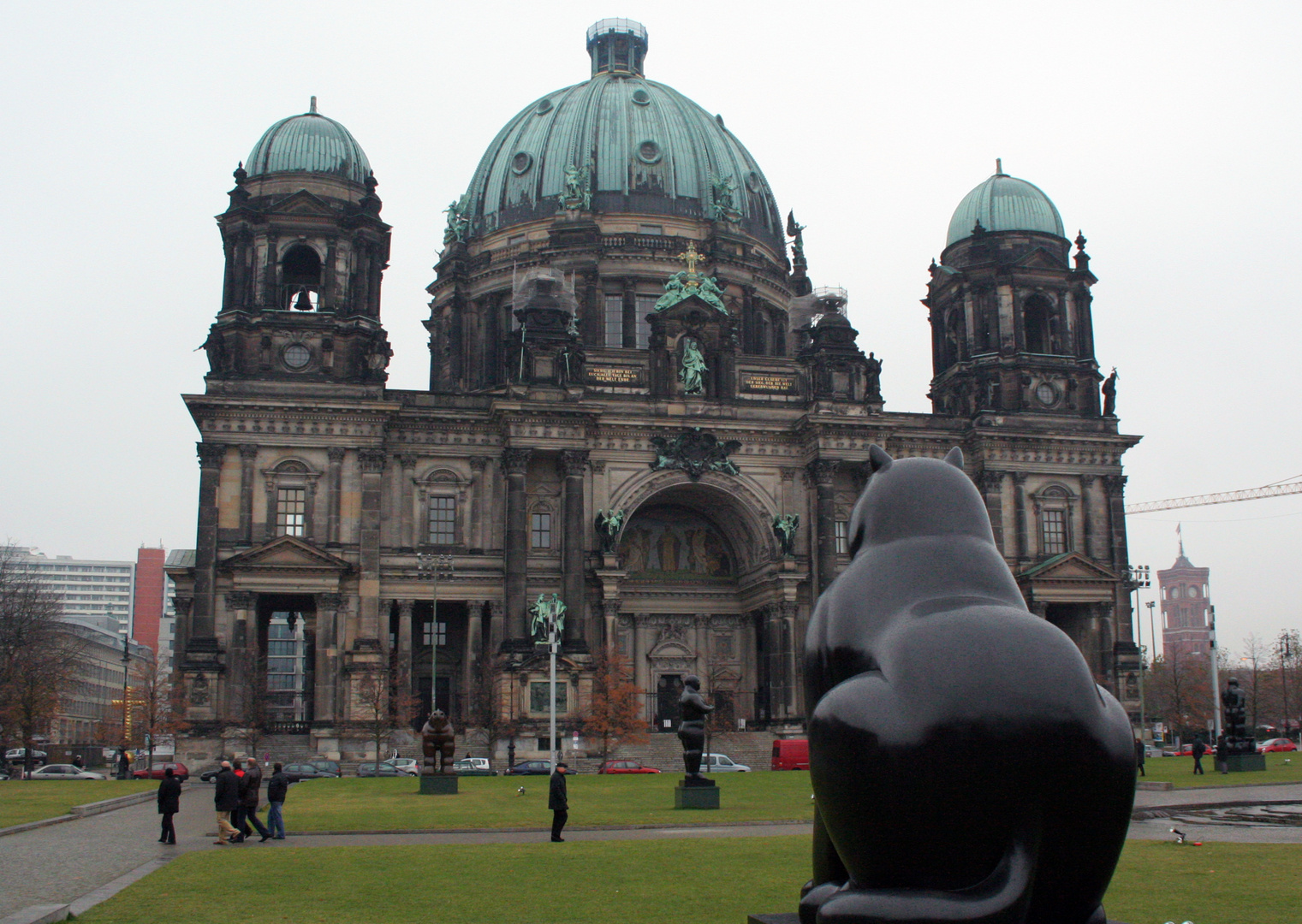 Botero Katze am Dom