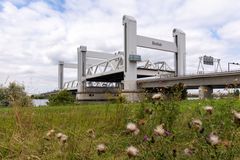 Botlek - Venkelweg - Oude Maas - Botlekbrug - 05