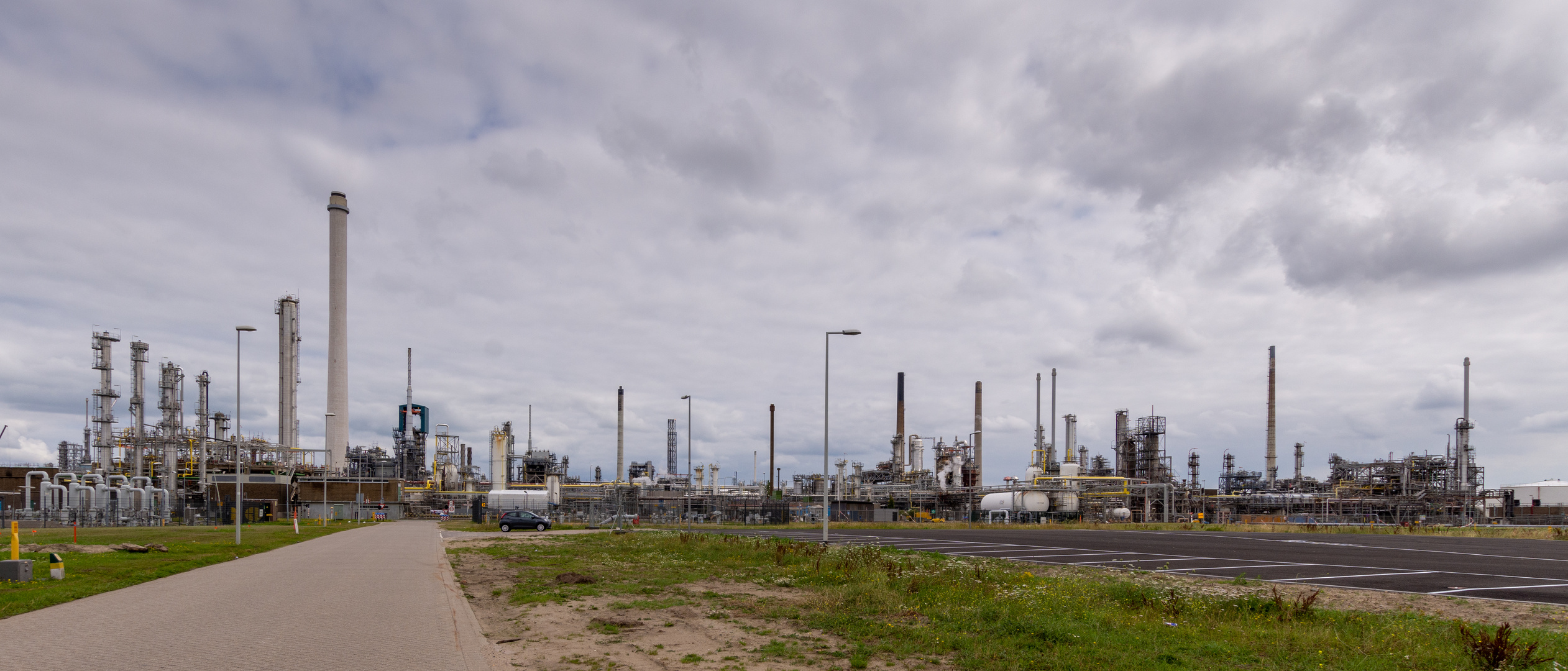 Botlek - Vondelingenweg - Shell Refinery - 02