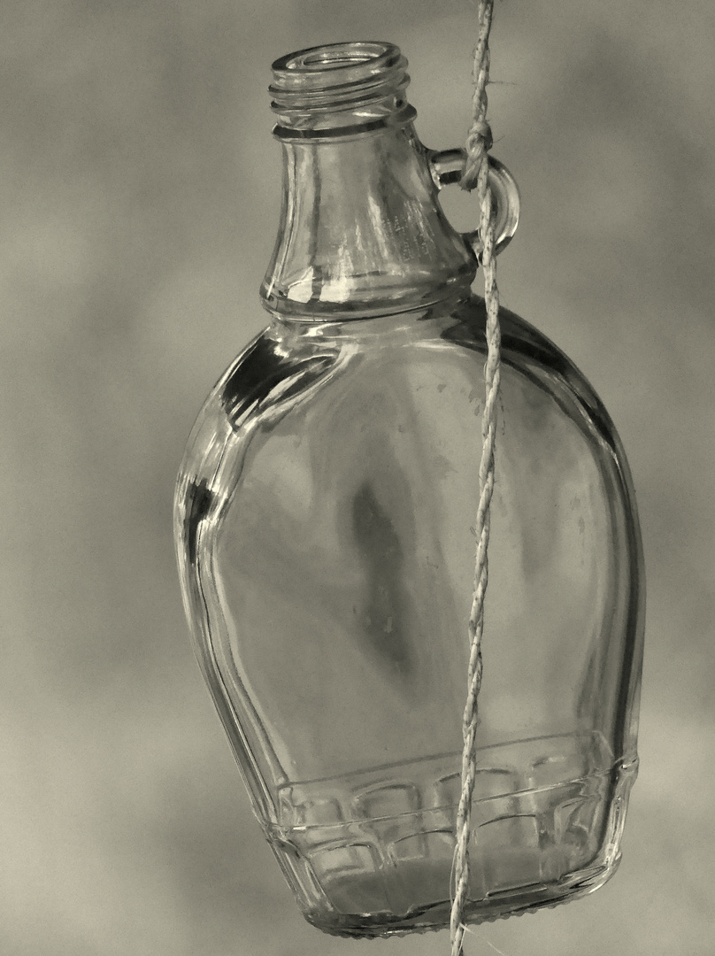 Bottle on a String 1