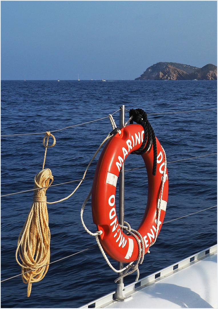 Bouée de sauvetage et sa corde photo et image meer, rettungsring, corde Images