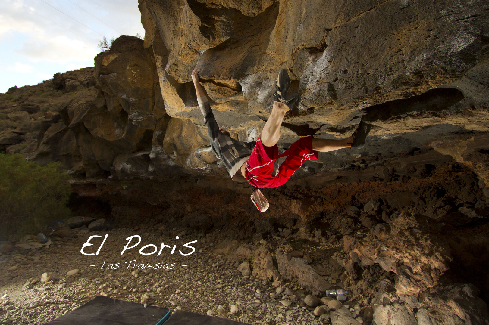 Bouldering in El Poris