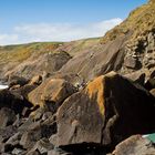 Bouldering in Porth Ysgo