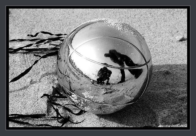 Boule am Strand