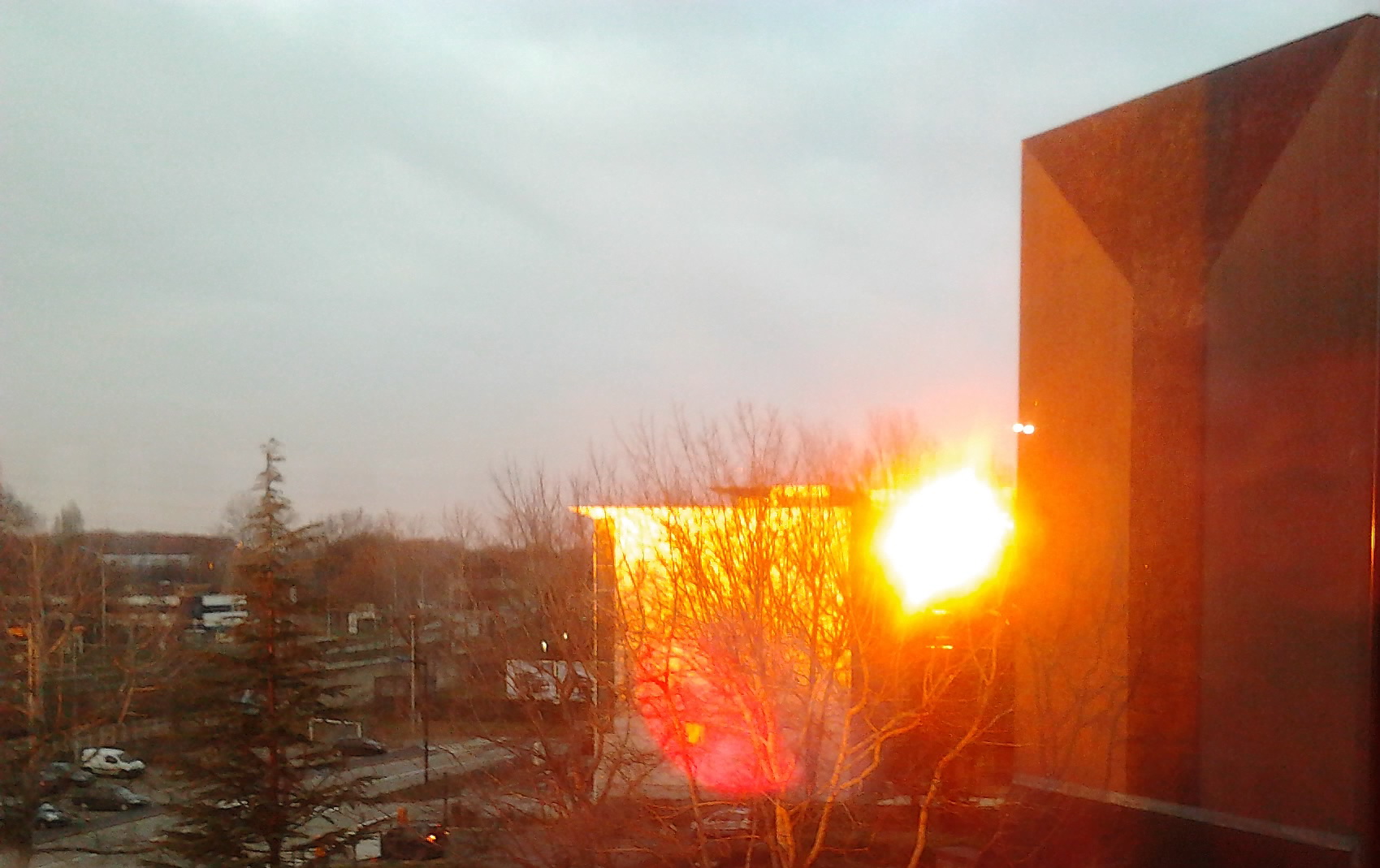 Boule de feu sur la ville