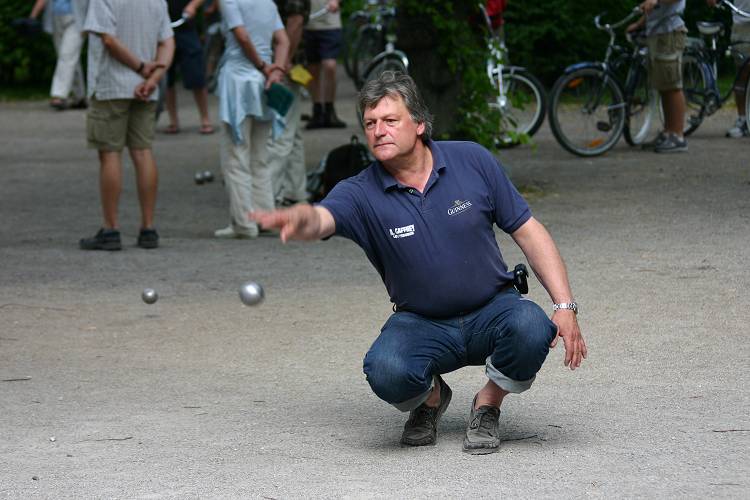 Boule-Spieler im Turnier