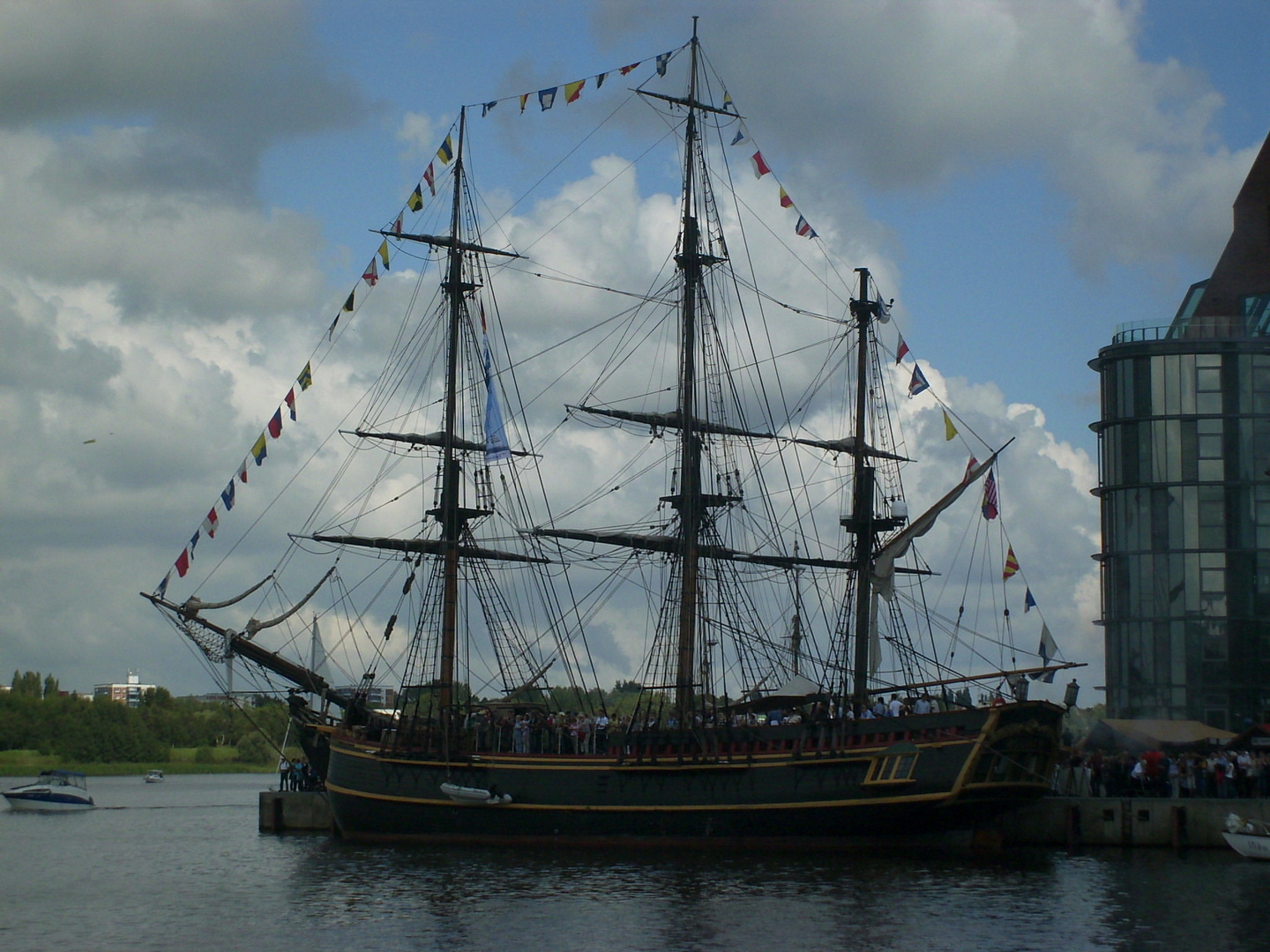 "Bounty" - Gast der Hanse Sail 2011 in Rostock