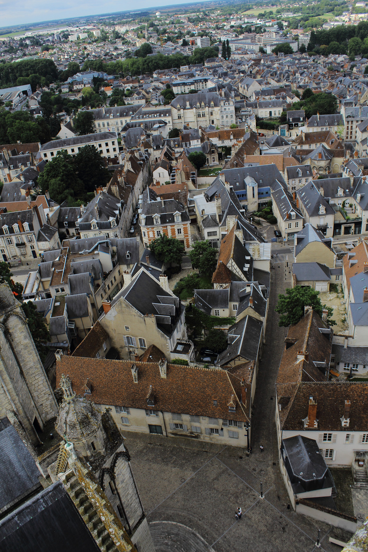 Bourges