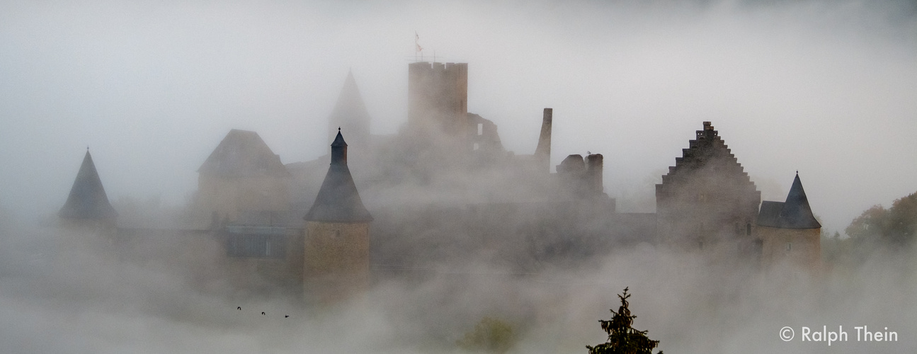 Bourscheid im Nebel