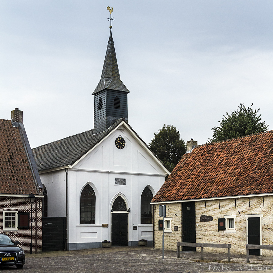 BOURTANGE. KIRCHE