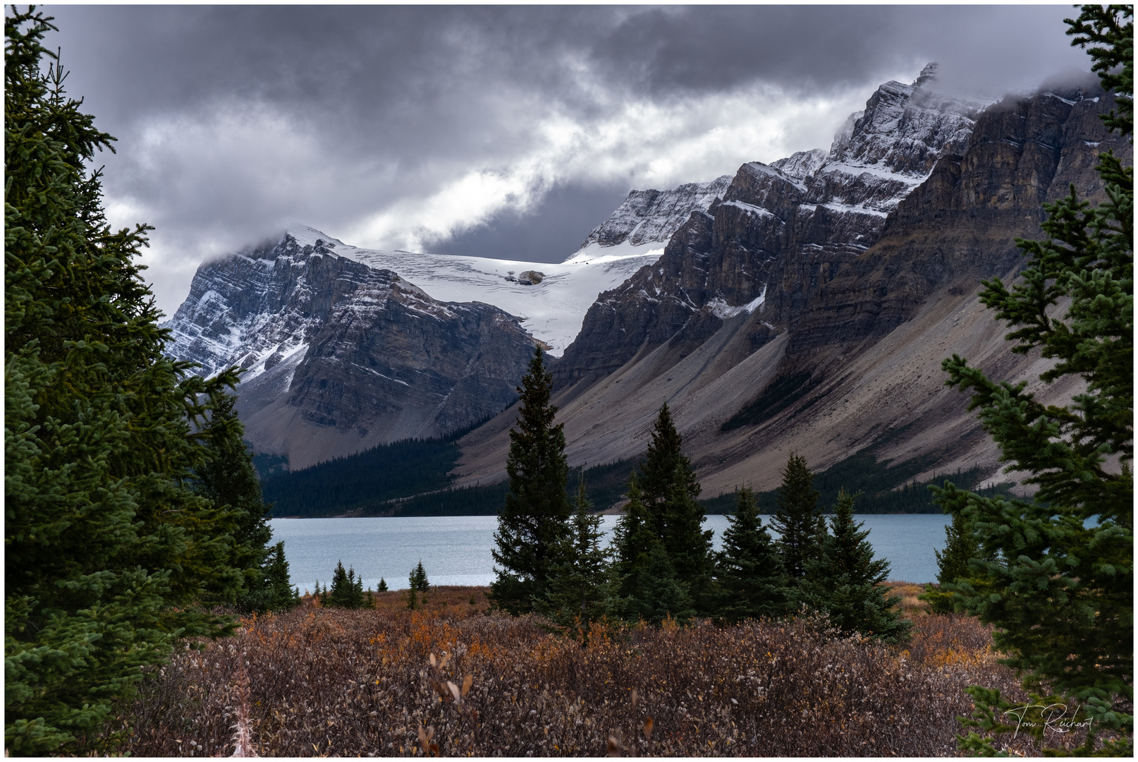 Bow lake and glacier