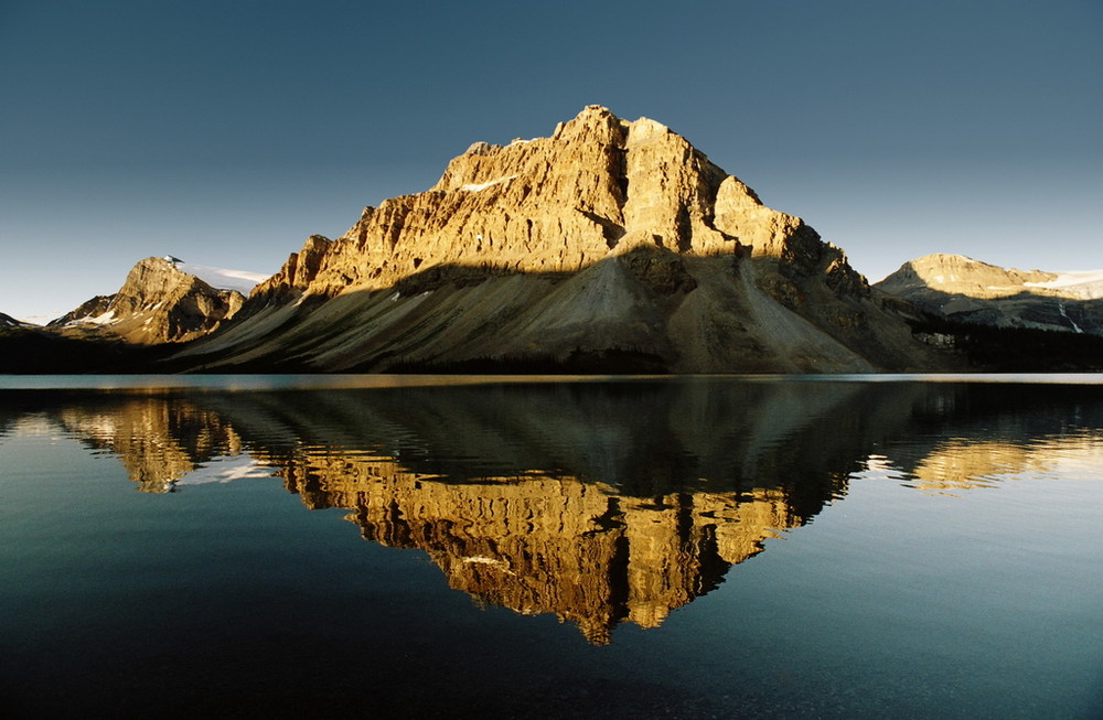 Bow Lake - Canada