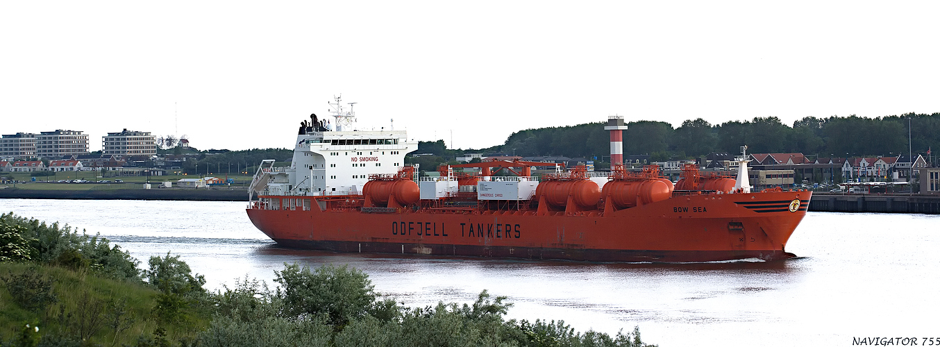 BOW SEA / Oil/chemical tanker / Rotterdam