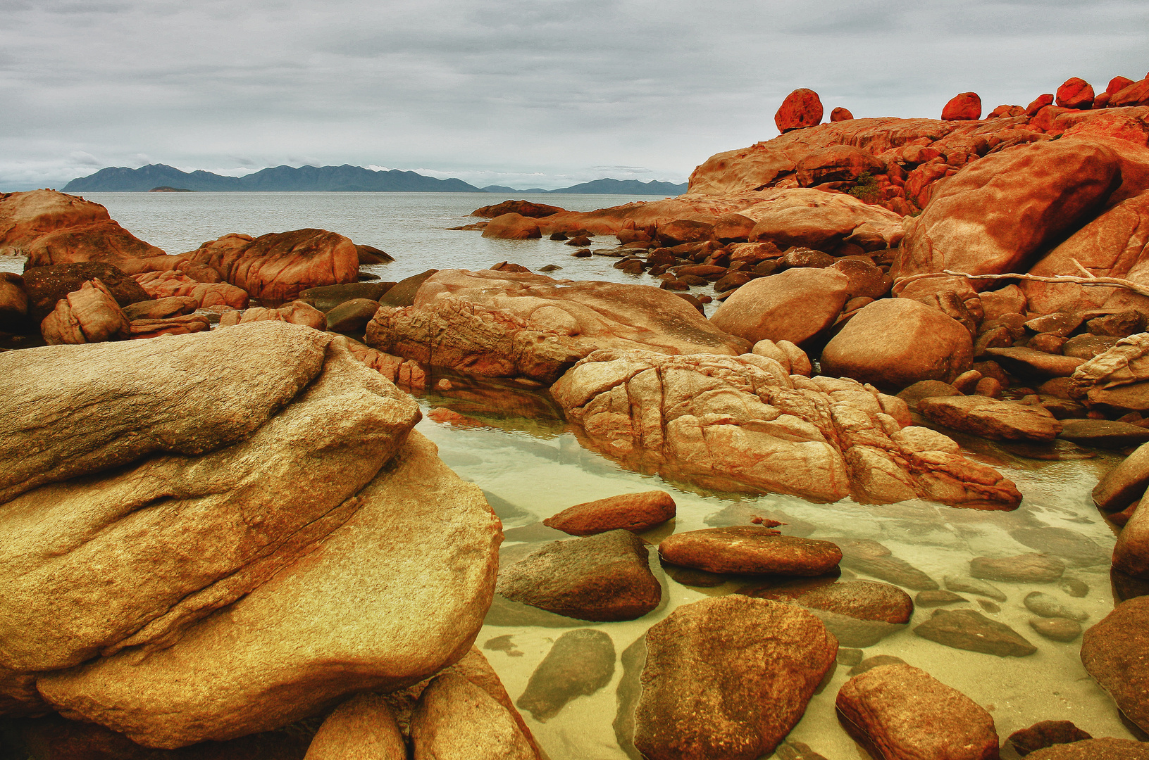 Bowen, Horseshoe Bay