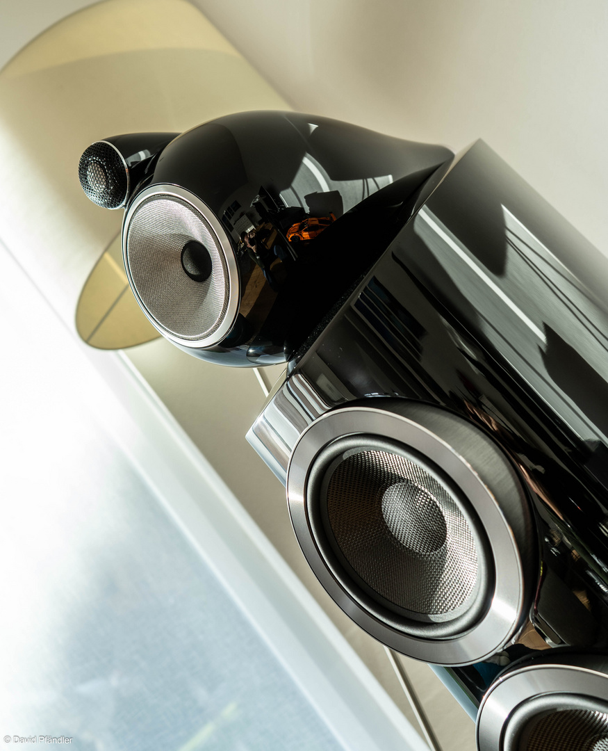 Bowers & Wilkins 803 D3