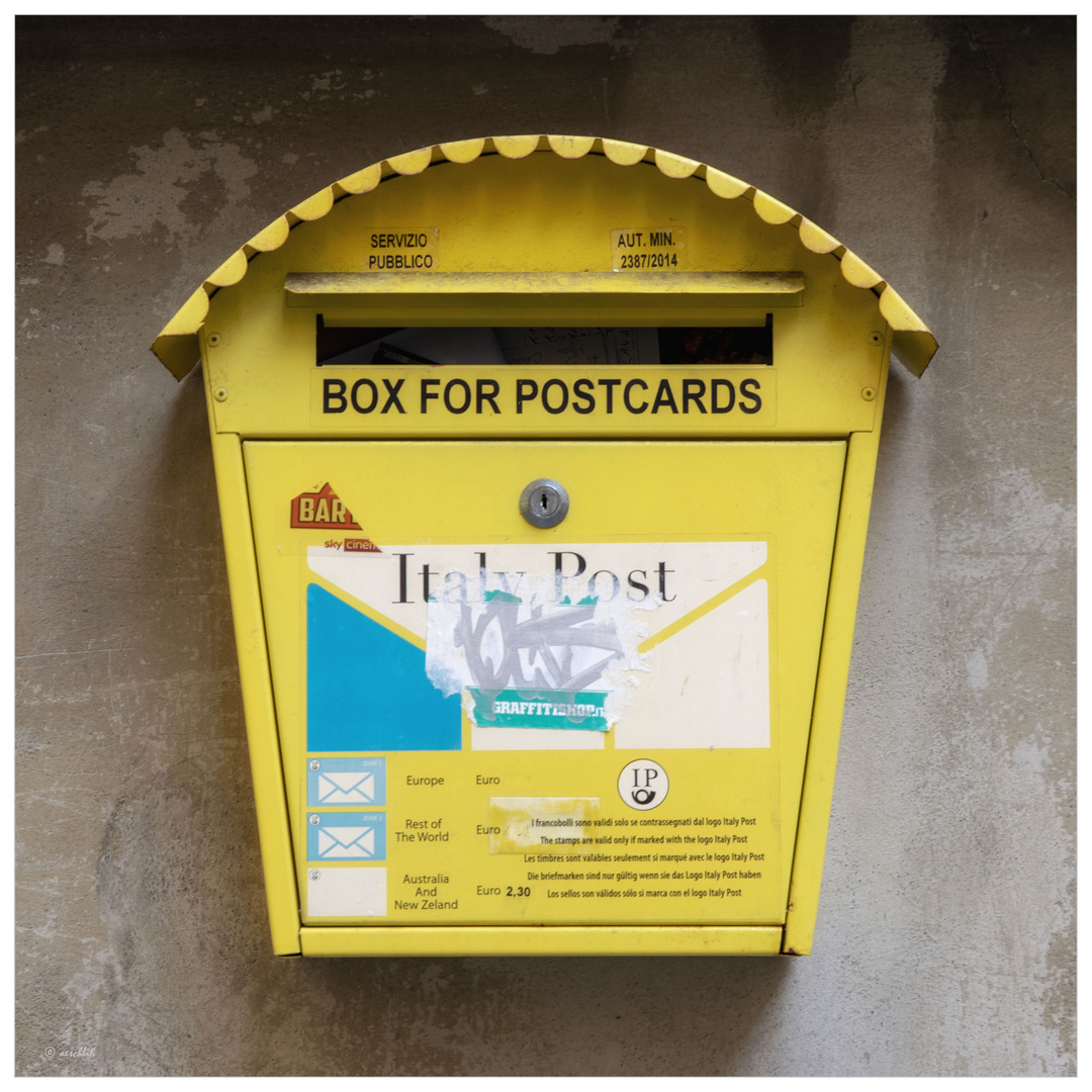 Box for Postcards  