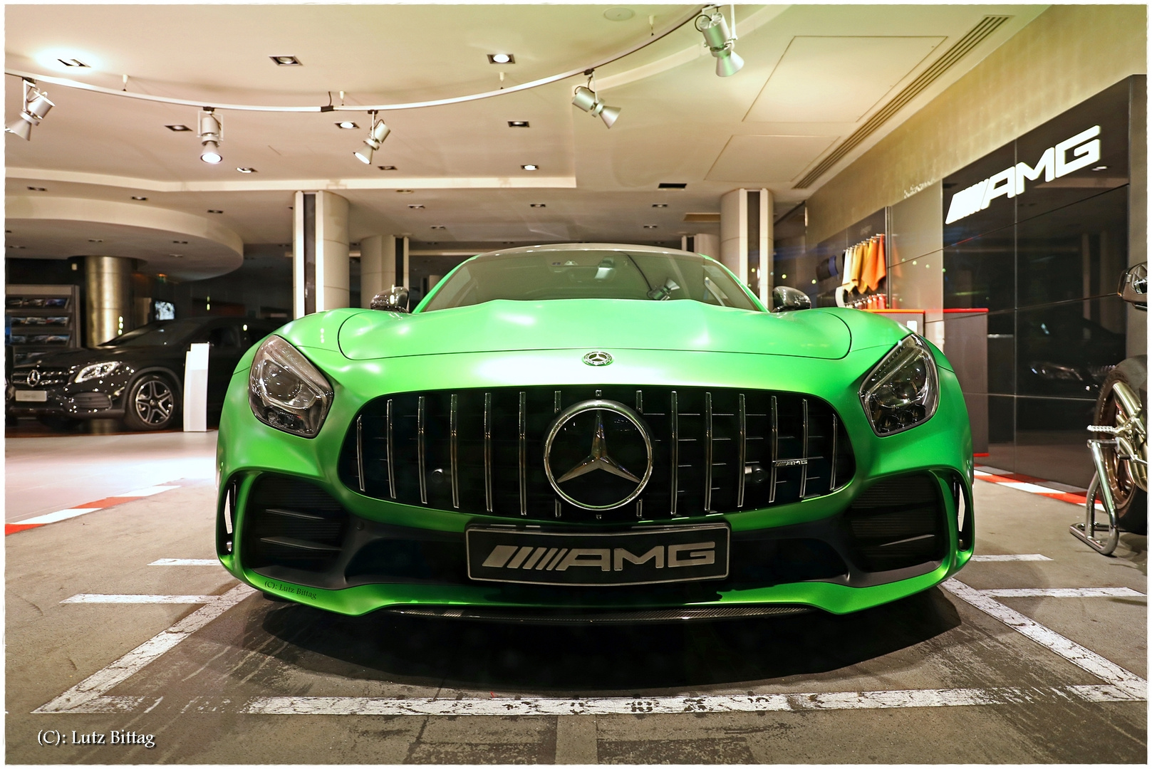 Boxenstopp bei AMG in der Avenue Princesse Grace