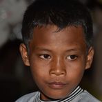 boy from Lolei Temple