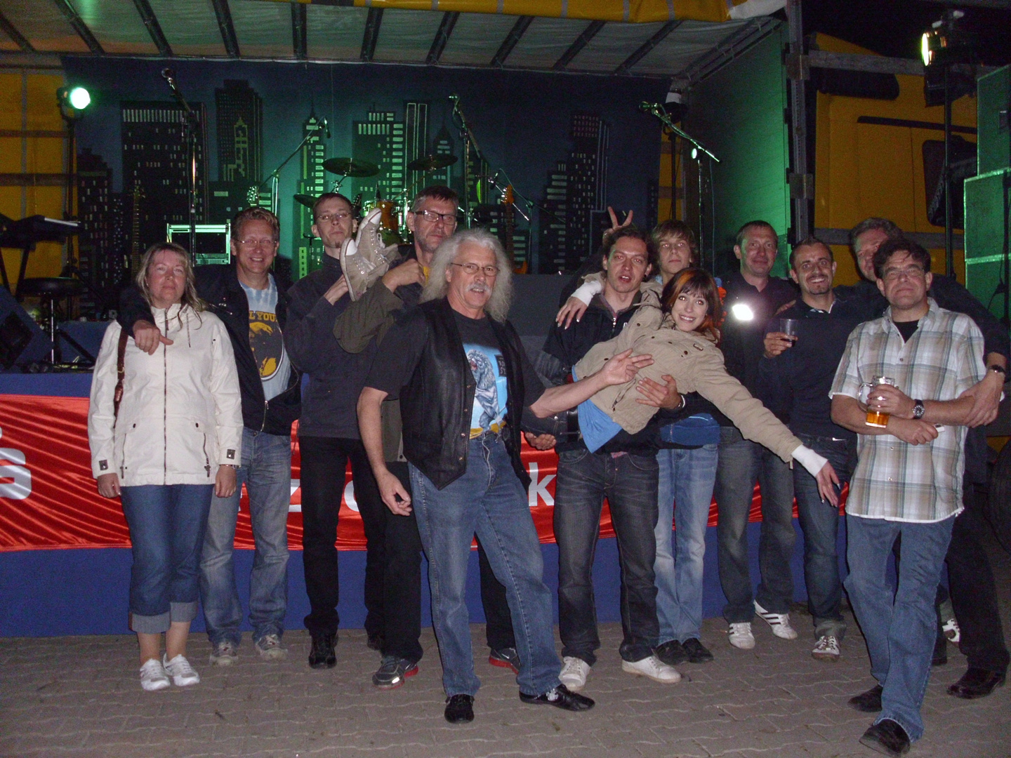 Bozz Rockband nach dem Konzertende im Rocktober Sömmerda 2011