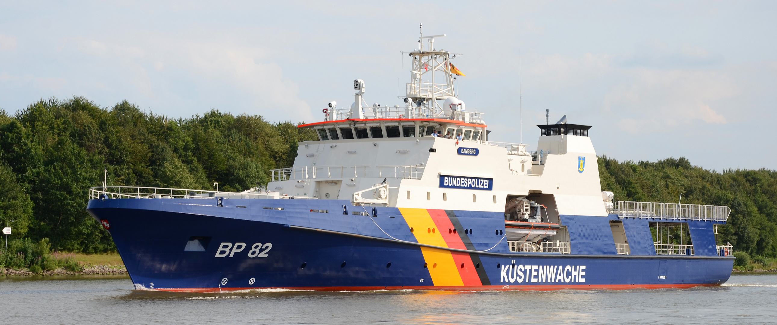 BP 82 Foto & Bild | schiffe und seewege, motorschiffe, verkehr ...