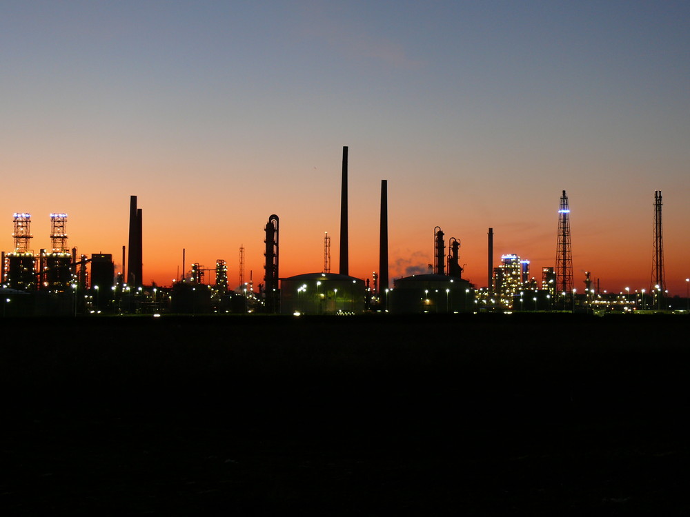 Bp Gelsenkirchen Horst Foto Bild Industrie Und Technik Industrie Landschaft Industriefotografie Bilder Auf Fotocommunity