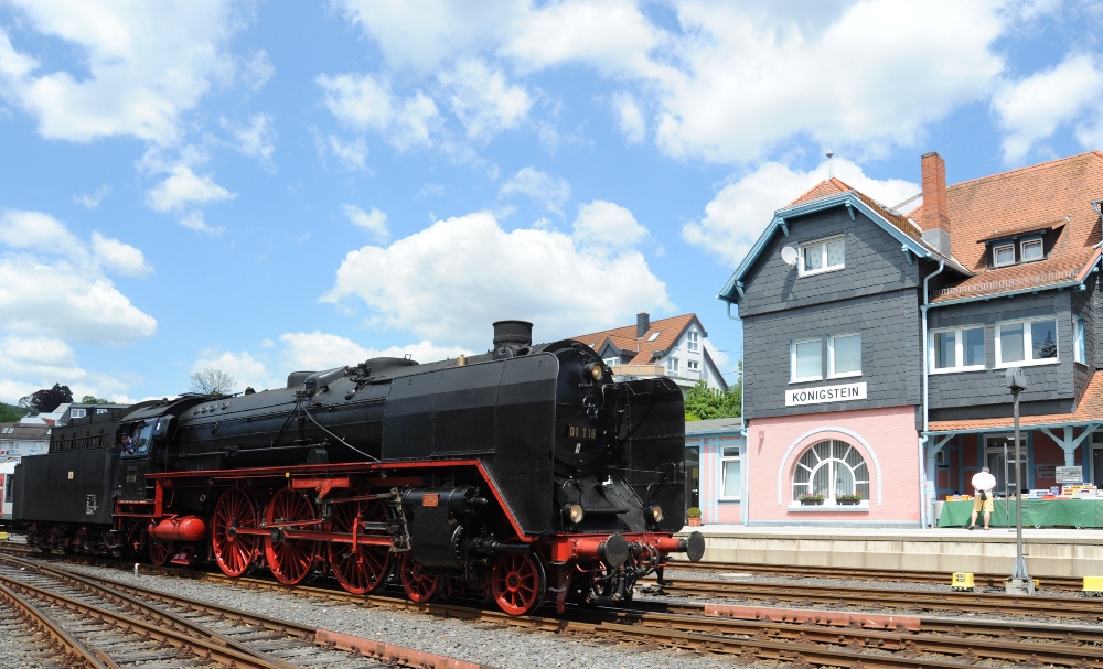 BR 01 118 beim Bahnhofsfest in Königstein/Taunus