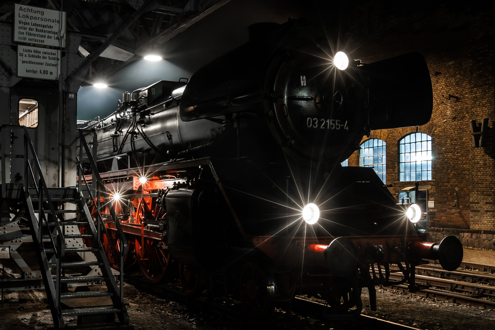 BR 03 2155-4 beim Nachtfotoshooting 2013 im Eisenbahnmuseum Chemnitz Hilbersdorf