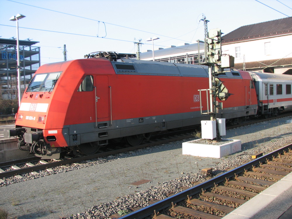 BR 101 vor IC nach Basel