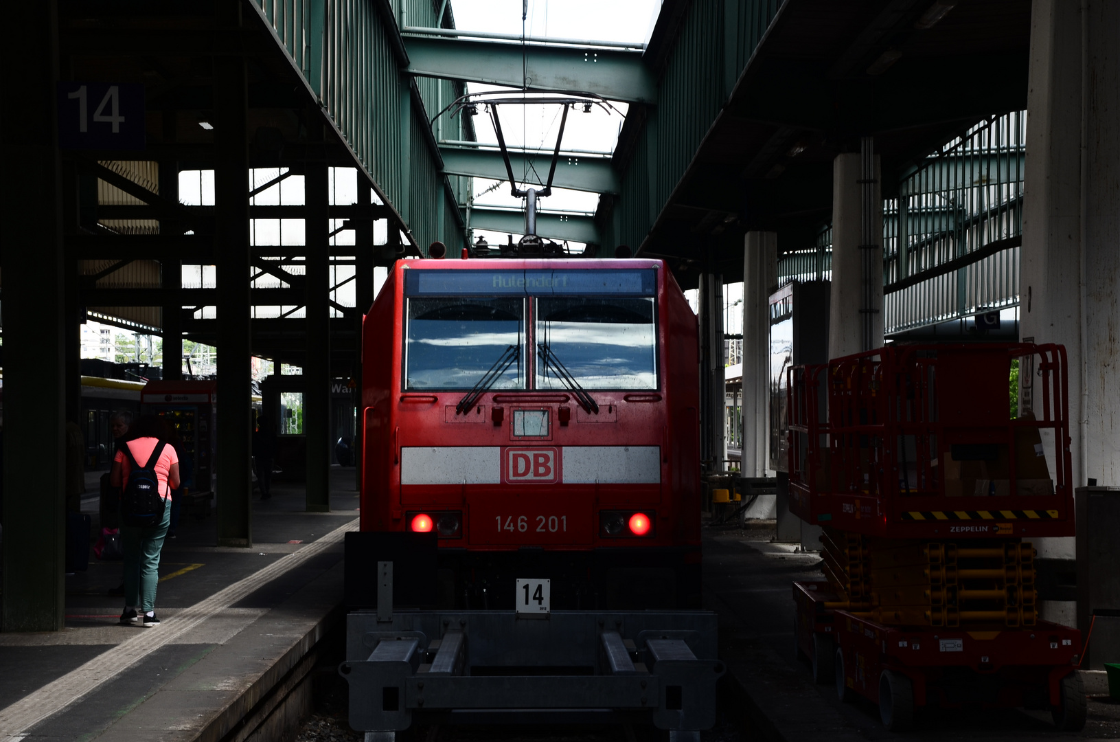 BR 146 201 in Stuttgart Hbf