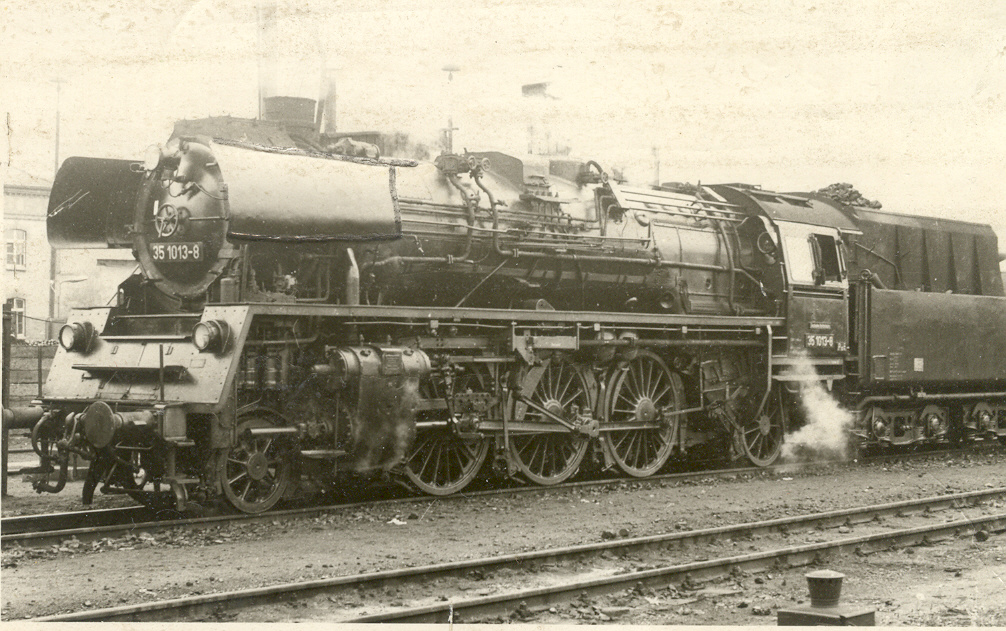 BR 35 1013-8 der Ort,BW Elsterwerda.