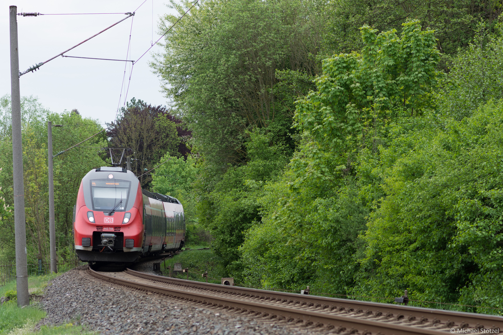 BR 442 269 in Rödental Mitte