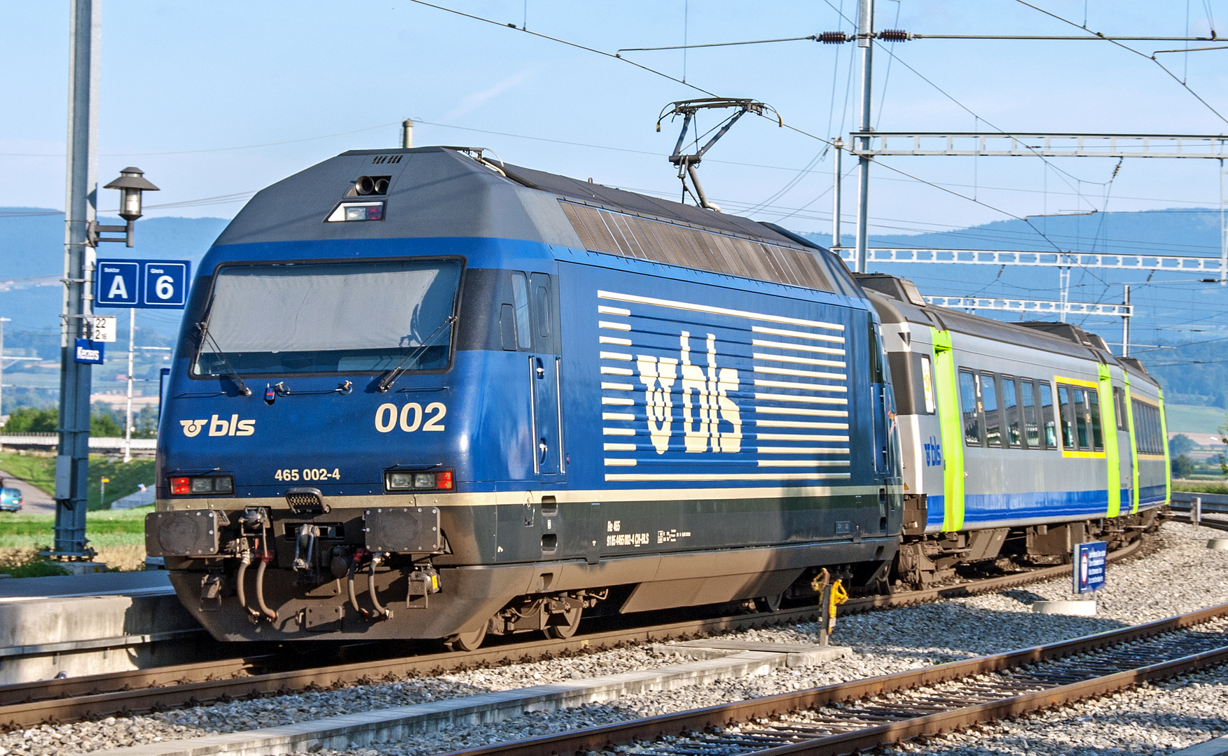 BR 465 002-4 Kerzers 04.08.2010