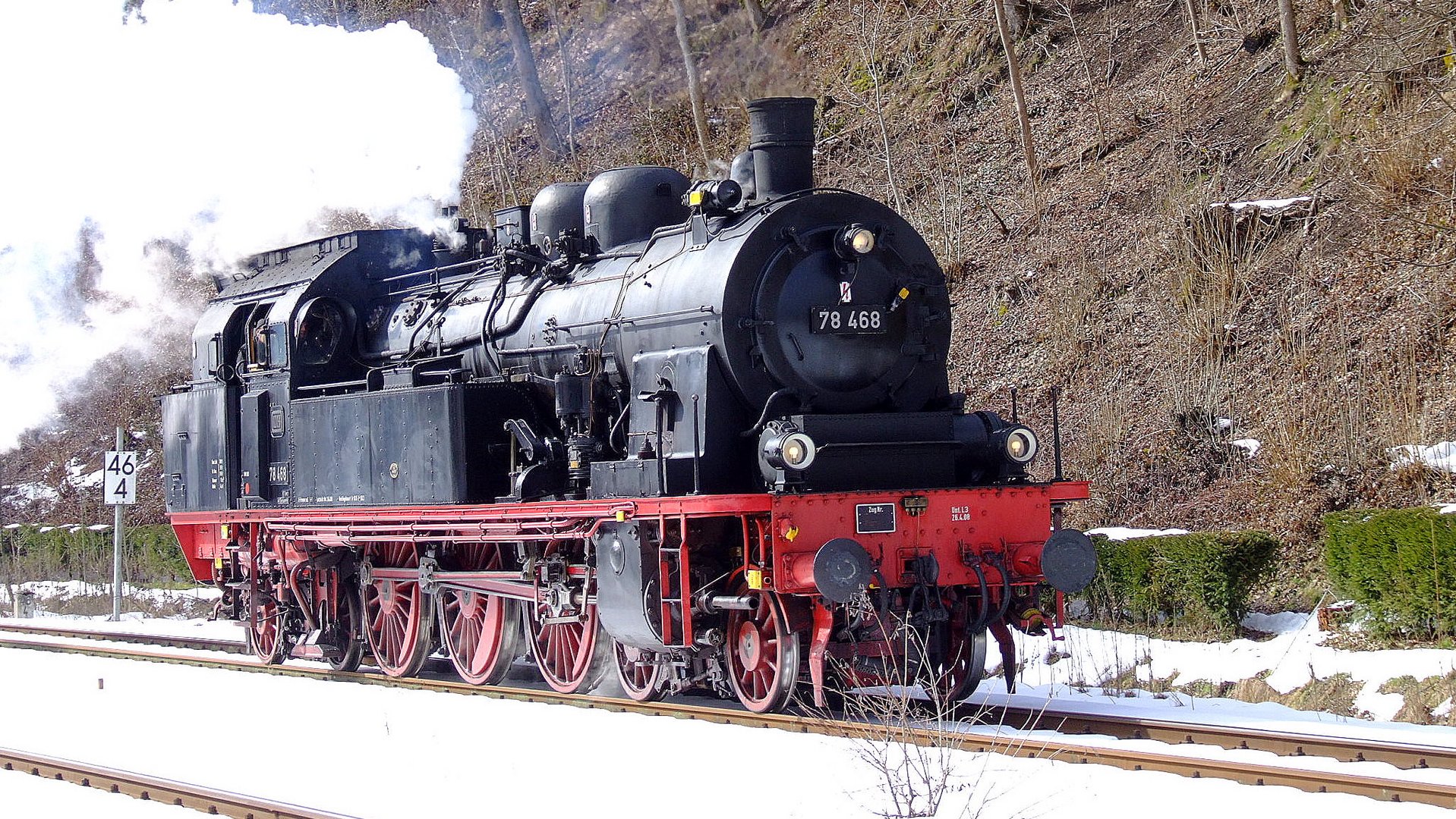 BR 78 468 im Bf Alpirsbach 21.2.2010