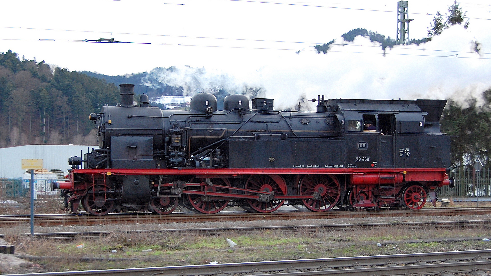 BR 78 468 im Bf Hausach 21.2.2010