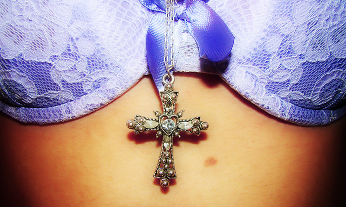 Bra&Cross