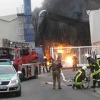 Brand in einer Metallfabrik! (Alluminiumbrand)