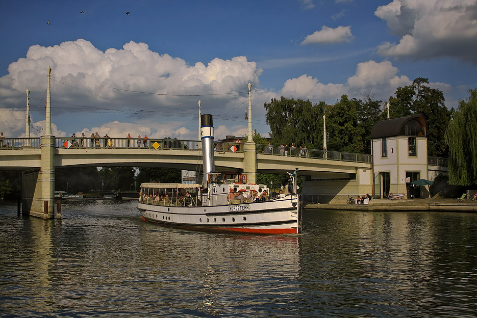 Brandenburg an der Havel. Jahrtausendbrücke