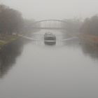 Brandenburg, das Land der Flüsse und Kanäle, im Nebel.