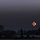 Brandenburg voll Mond