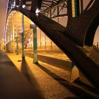 Brandenburger Brücke im Lichtermeer an Silvester