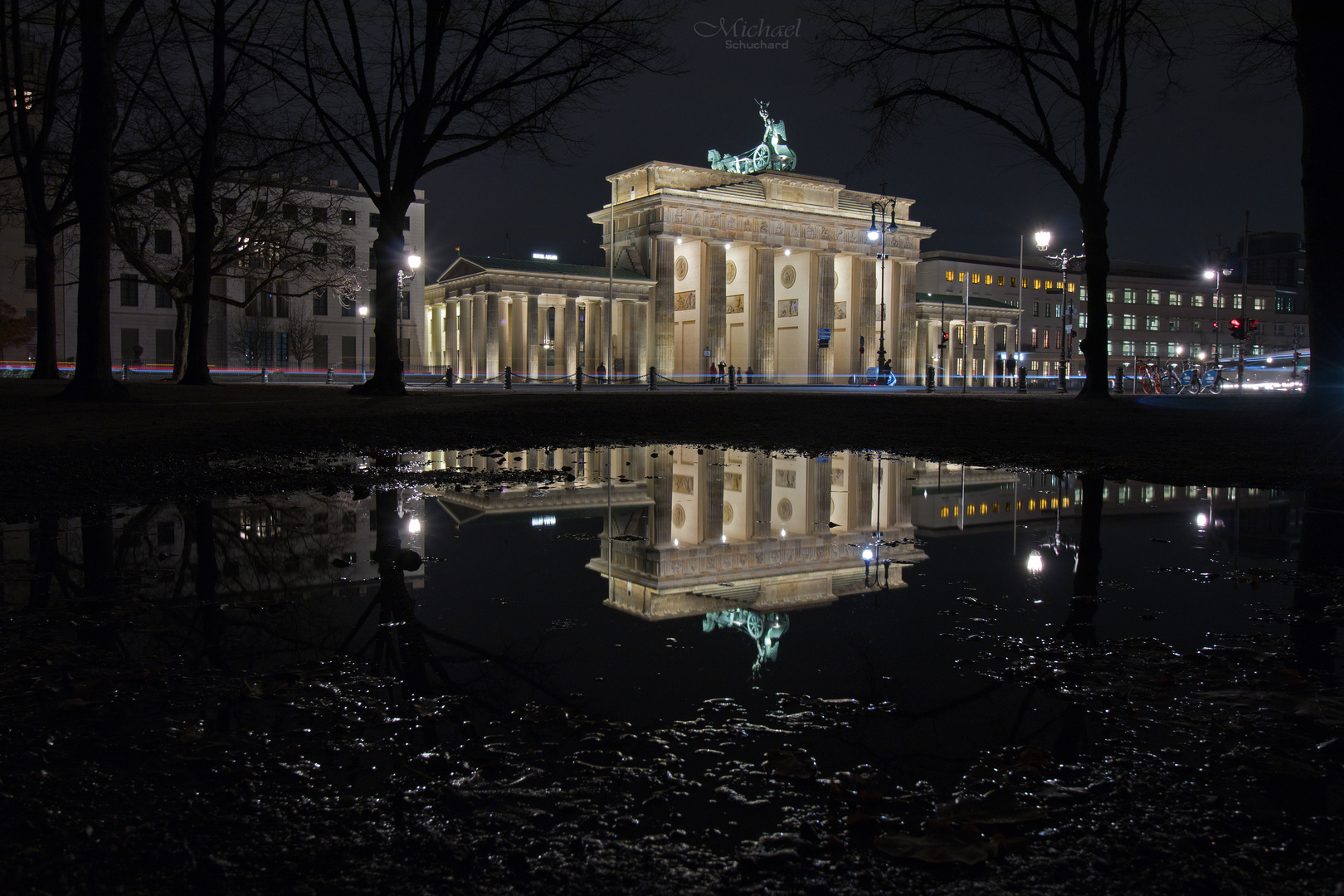 Brandenburger Gate bei Nacht
