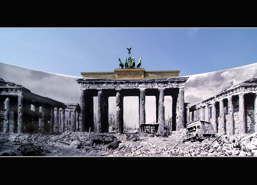 Brandenburger Tor 1945 - 2005