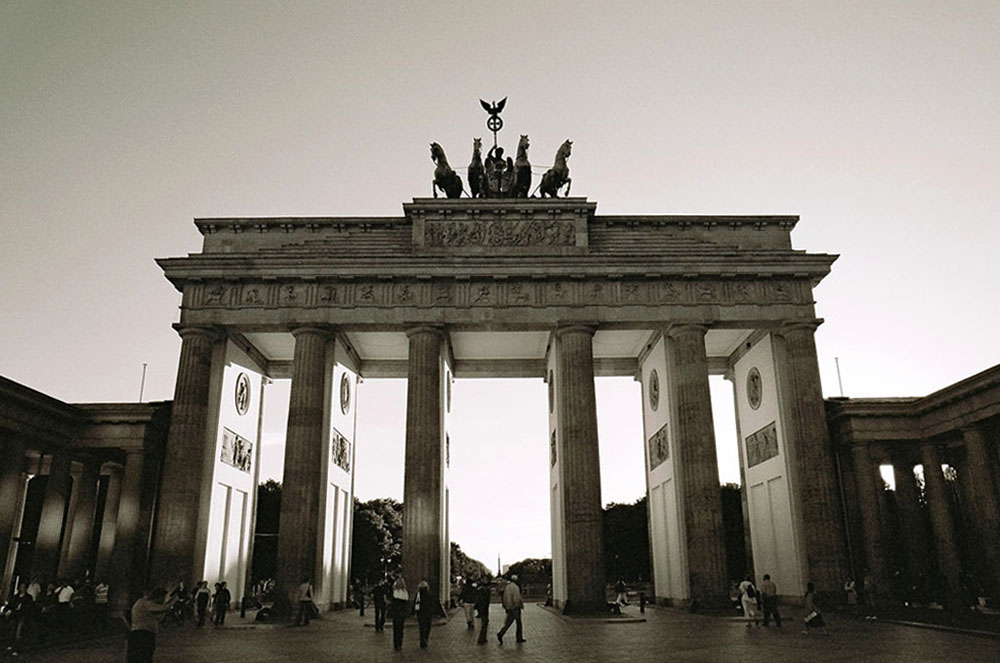 Brandenburger Tor am frühen Abend