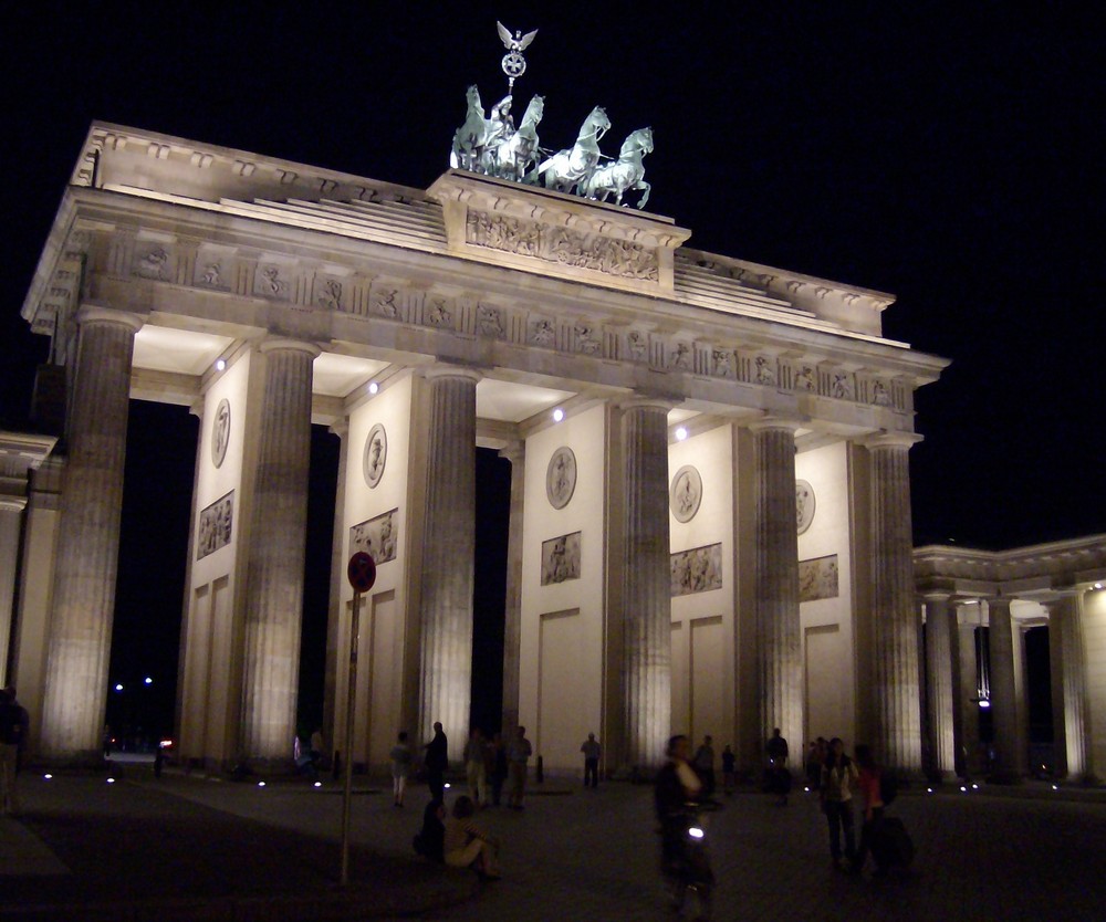 Brandenburger Tor bei Sommernacht