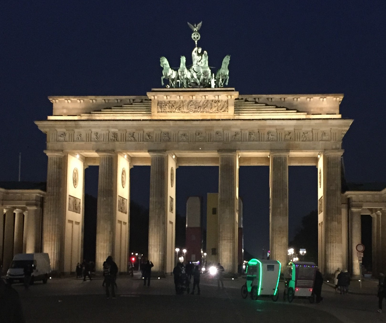 Brandenburger Tor beleuchtet