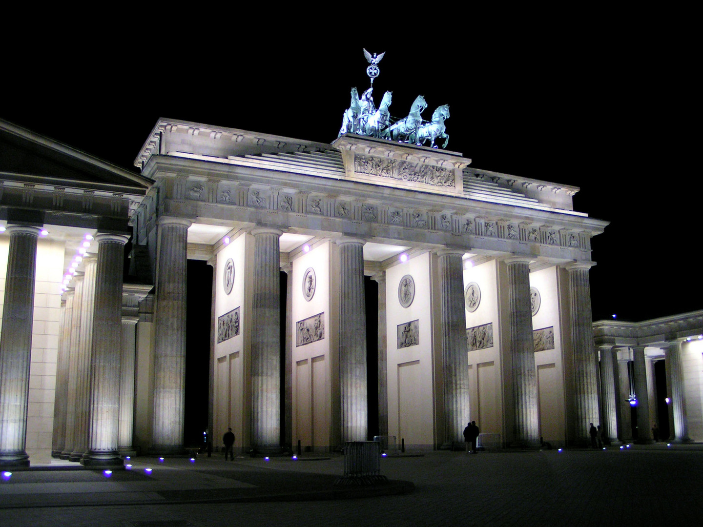 Brandenburger Tor, Berlin, April 2005