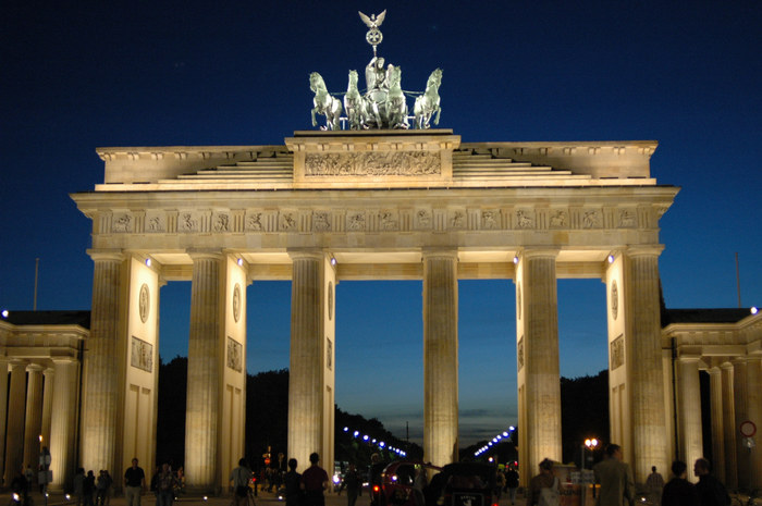 Brandenburger Tor in der Dämmerung