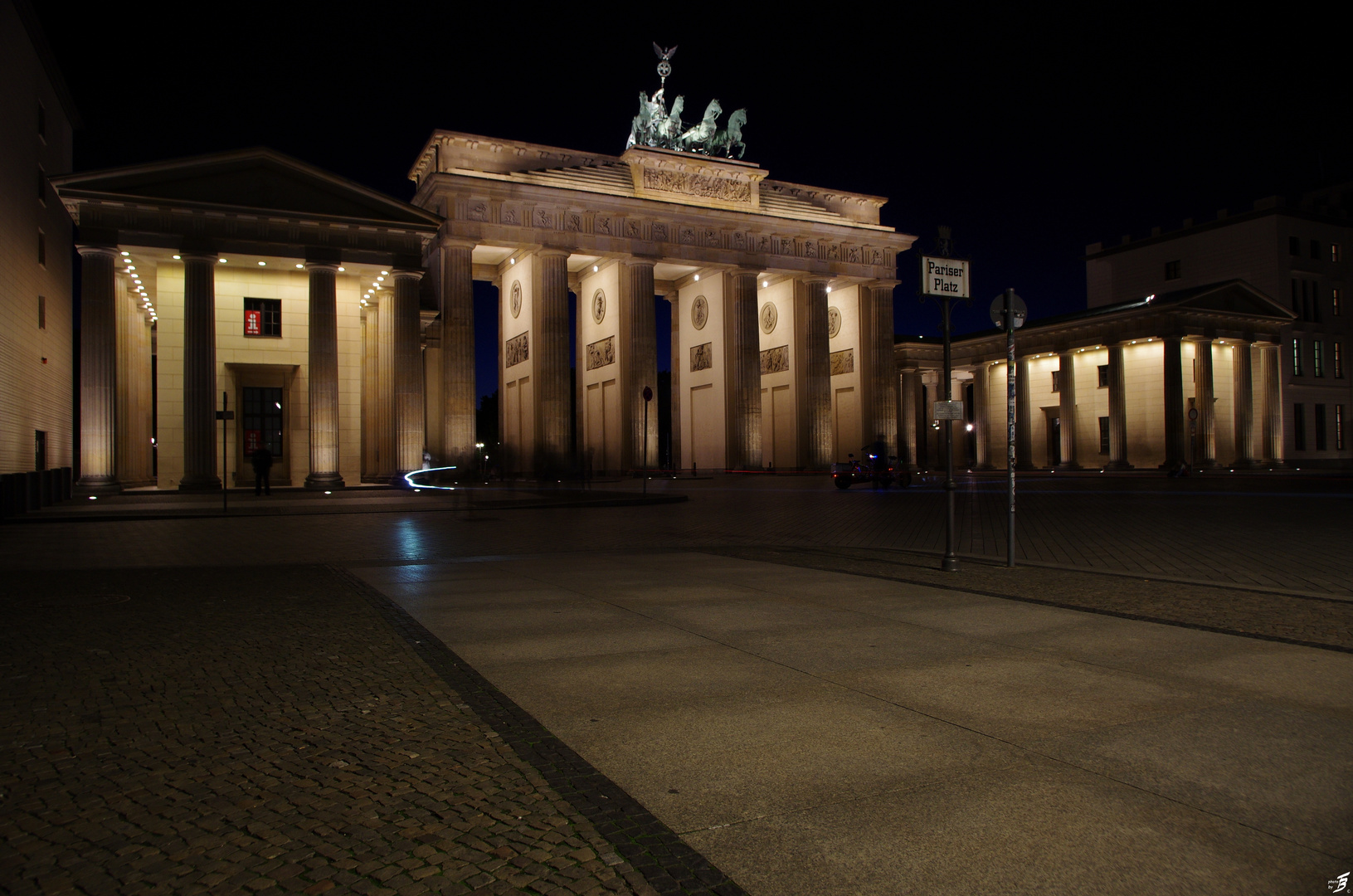 Brandenburger Tor - Kritiken/Anregungen erwünscht