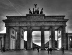 ~ Brandenburger Tor - s & w ~